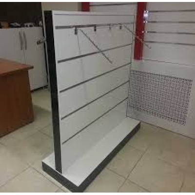 çift yönlü ahşap kanallı stand